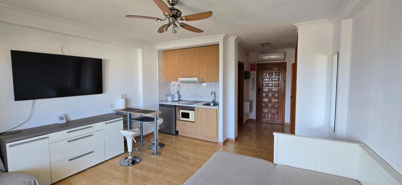 Estudio En Torrevieja A 700 M Del Mar ภายนอก รูปภาพ
