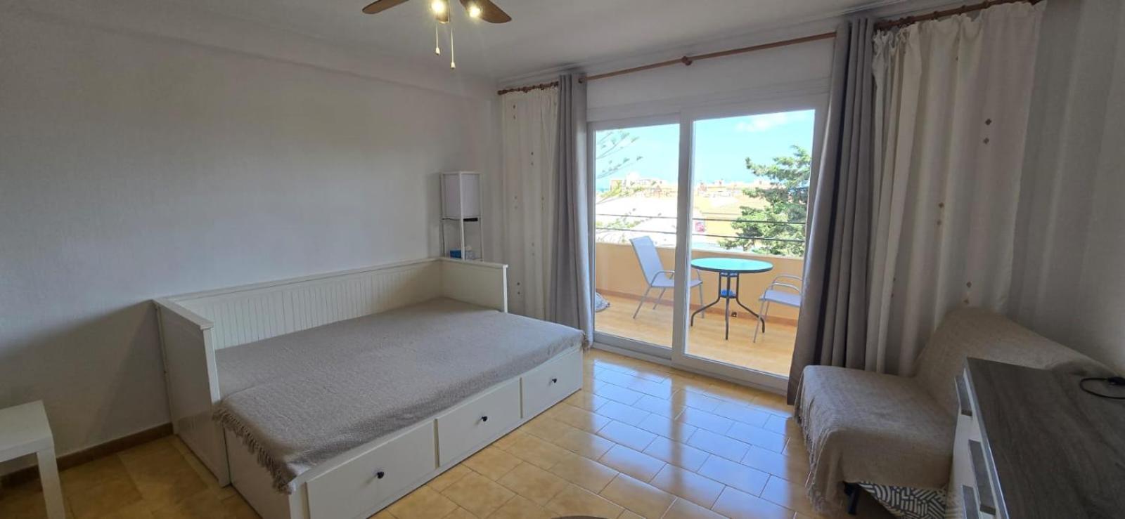 Estudio En Torrevieja A 700 M Del Mar ภายนอก รูปภาพ